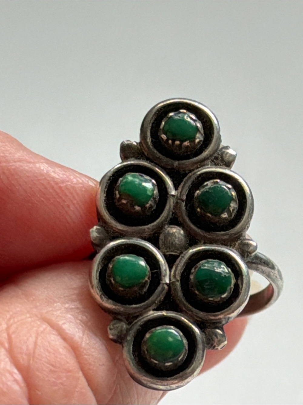 Vintage Southwestern Green Turquoise Snake Eye Sterling Silver Ring
